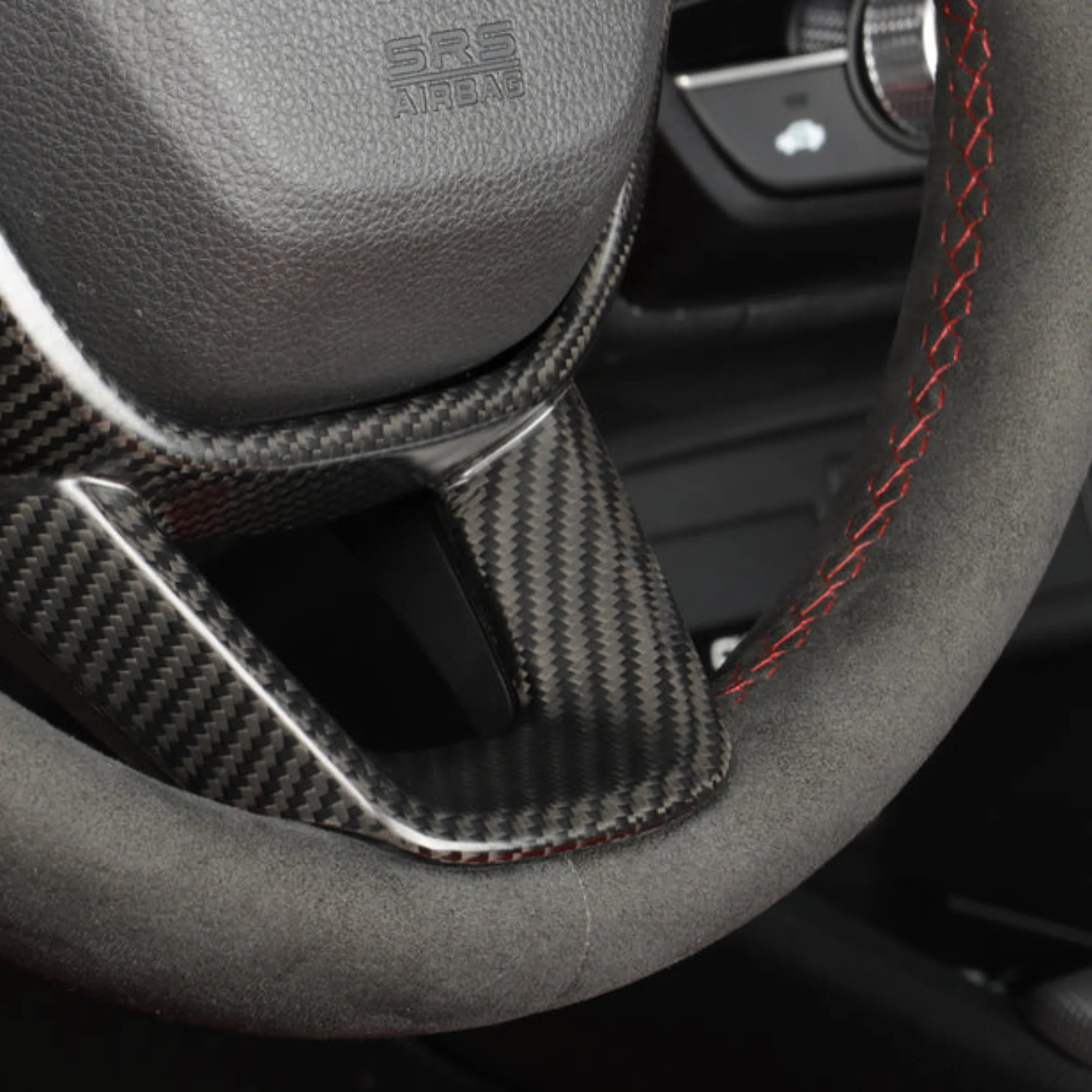 Create Carbon Dry Carbon FL5 Type R Steering Wheel Trim - Image 14